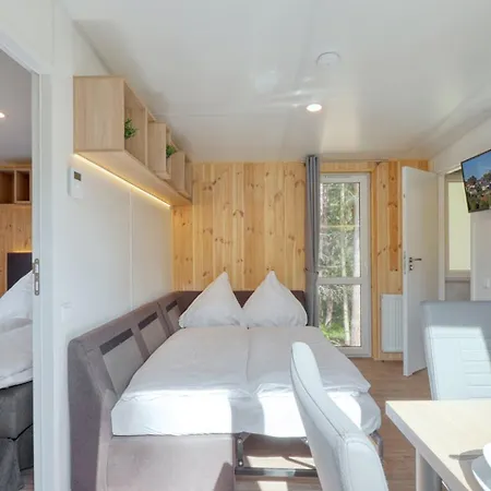 Tiny Haus Im Waldcamping Am Brombachsee Hébergement de vacances